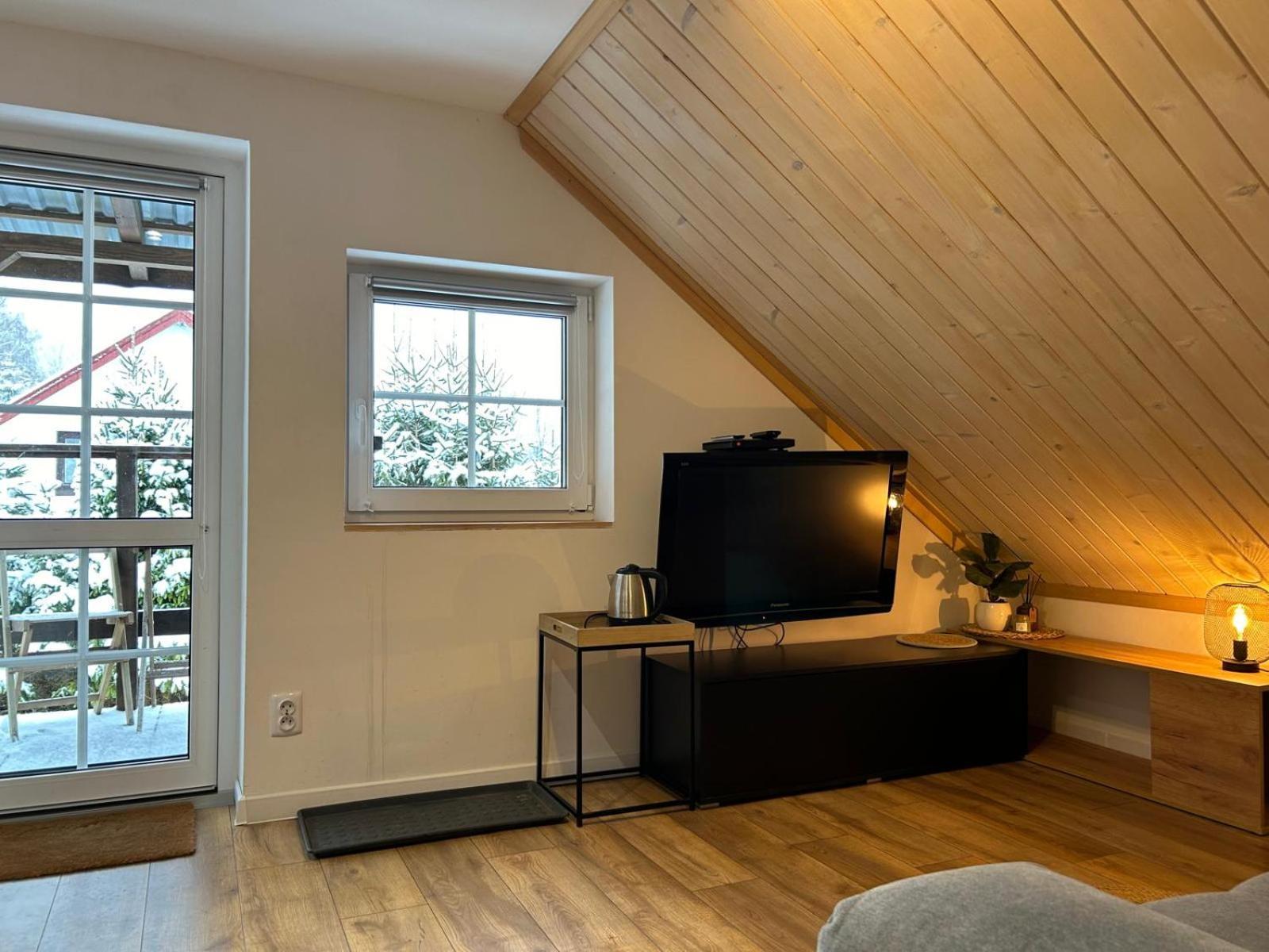 Poloninka Hotel Ustrzyki Górne Kültér fotó