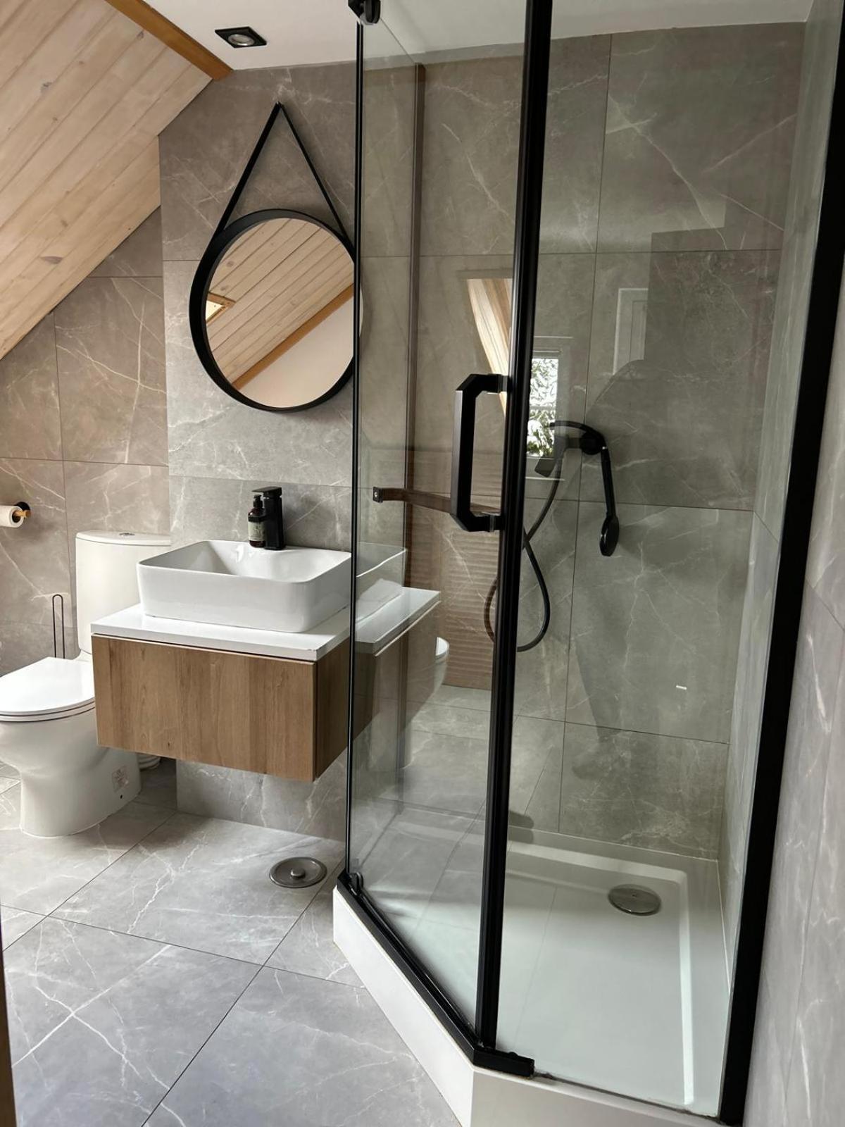 Poloninka Hotel Ustrzyki Górne Kültér fotó