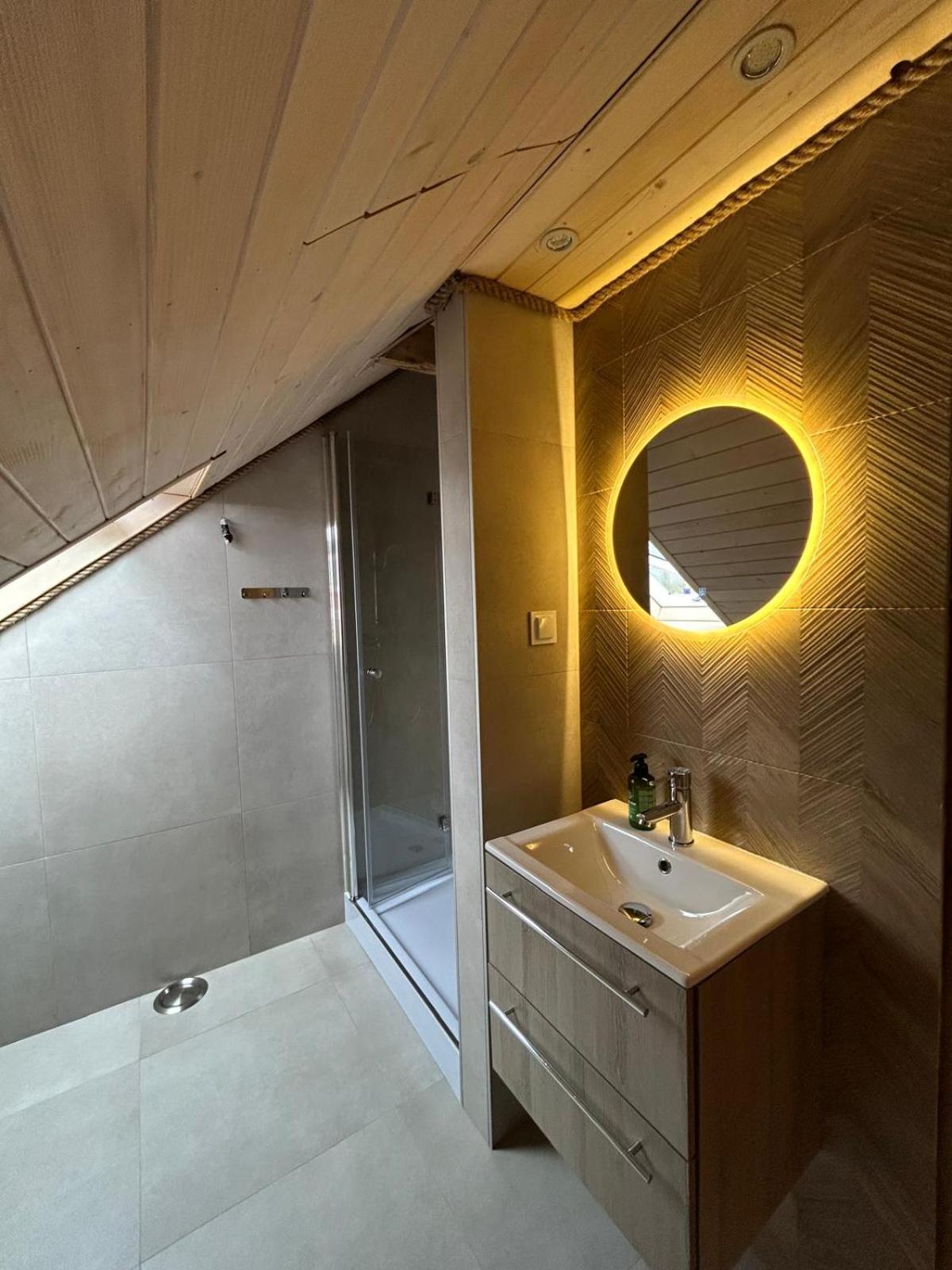 Poloninka Hotel Ustrzyki Górne Kültér fotó